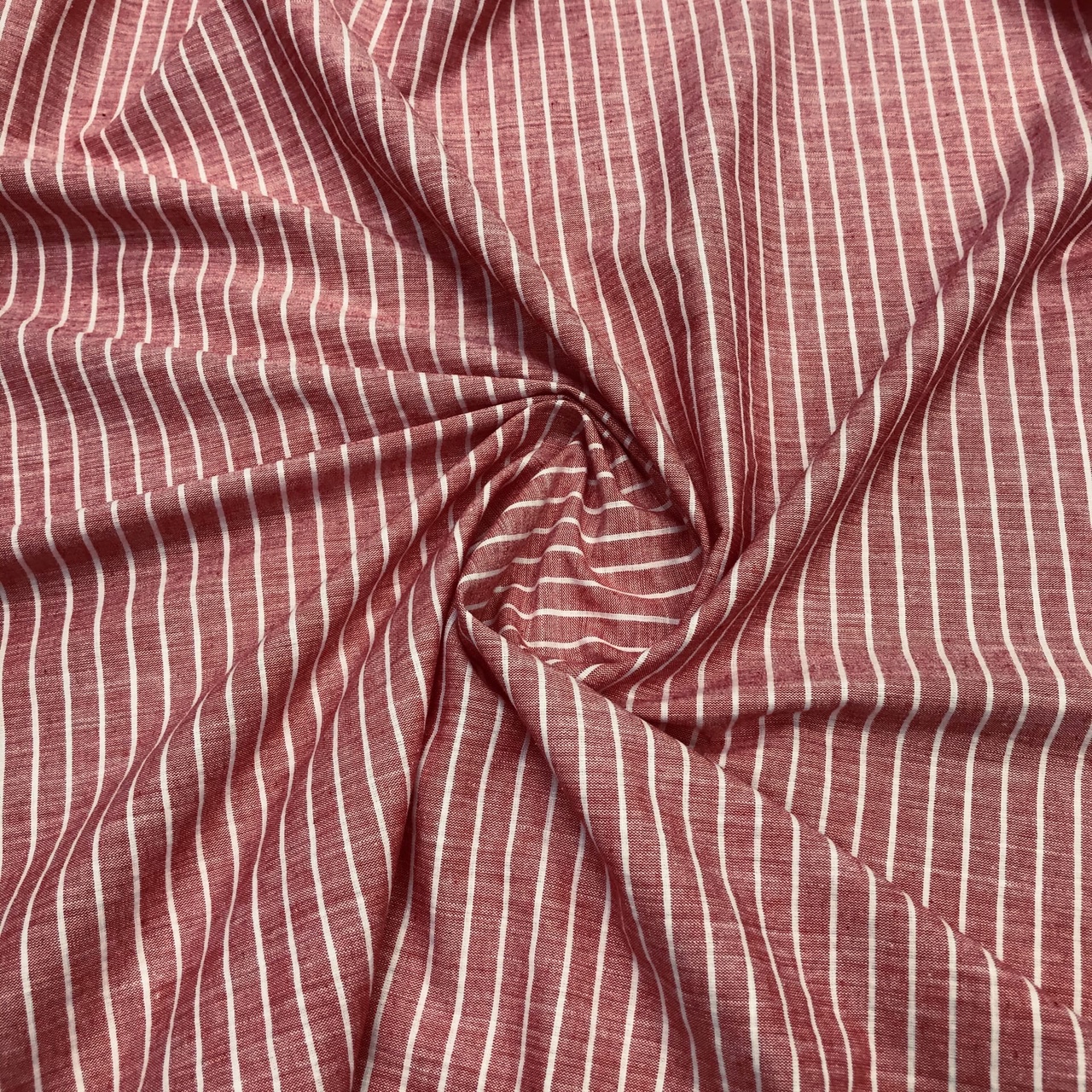 Ткань Хлопок Полоска цв.01 ш. розовый с белым 150см 100% хлопок пл.100 гр/м2