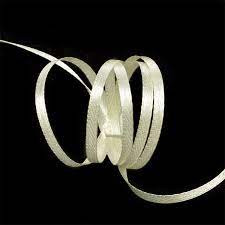 Лента атласная 1/8" (3мм) цв.3004 св.кремовый IDEAL 1м/уп.100 м