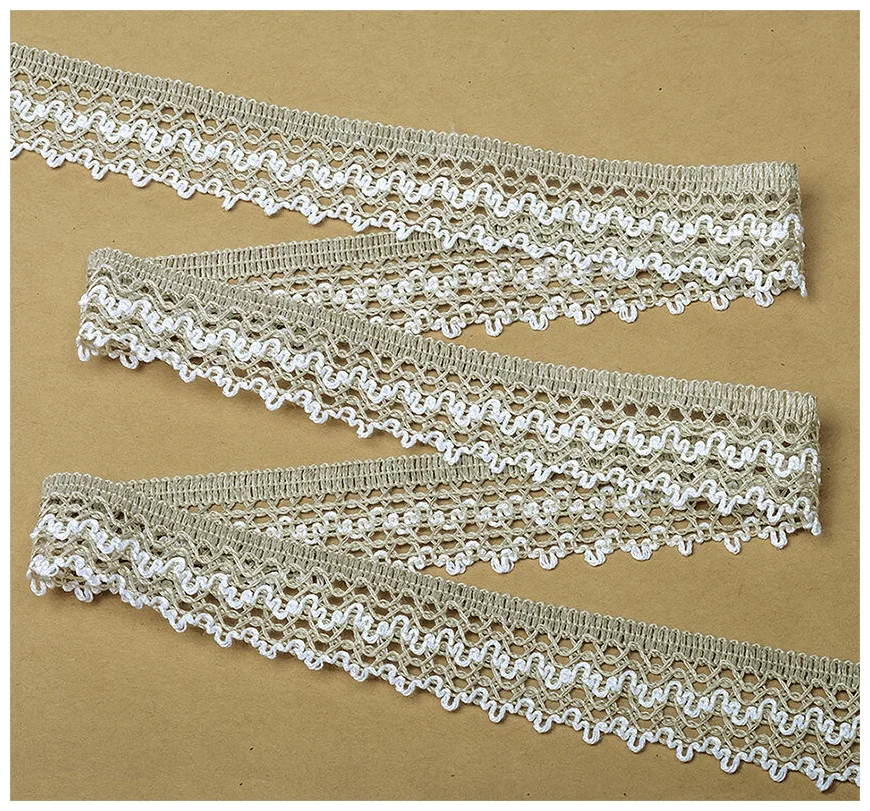 Тесьма вязаная 60001 шир.30мм цв.201 лен 1м /25м 