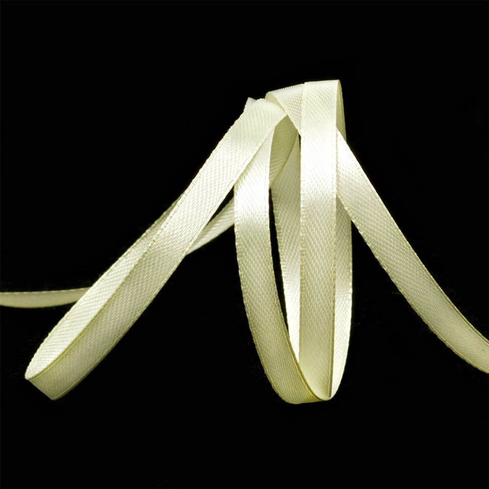 Лента атласная 1/4" (6мм) цв.3011 св.желтый IDEAL 1м/уп.27,4 м